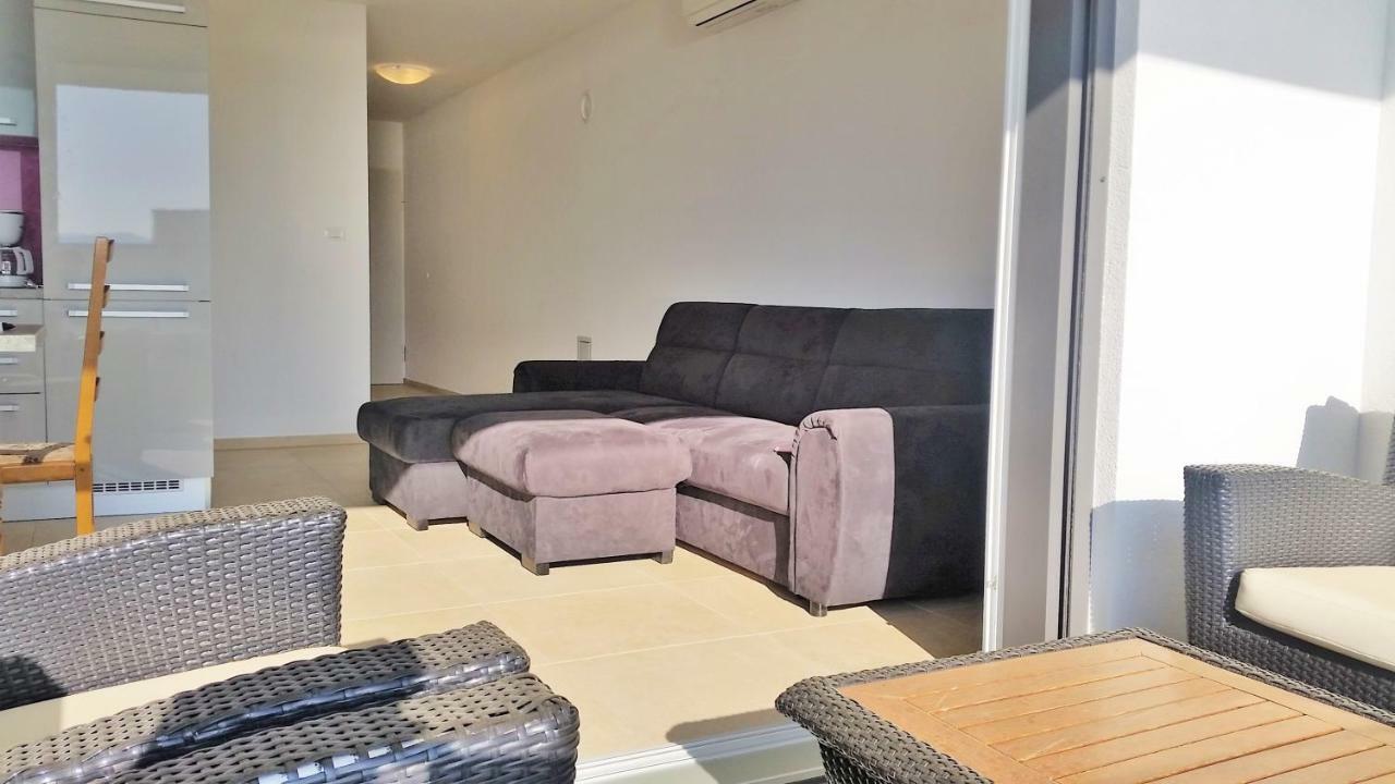 Apartment Villa Vala Malinska Dış mekan fotoğraf